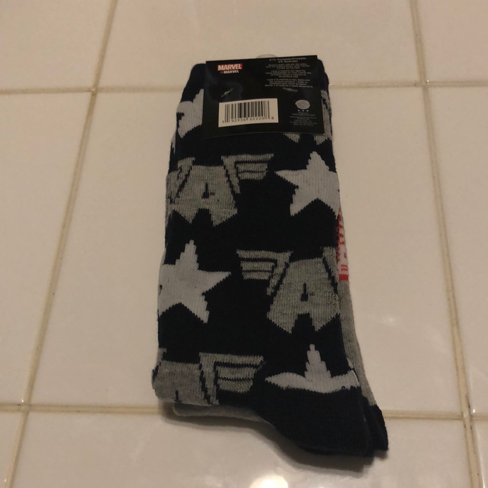 Marvel Socks - Picture 2 of 4